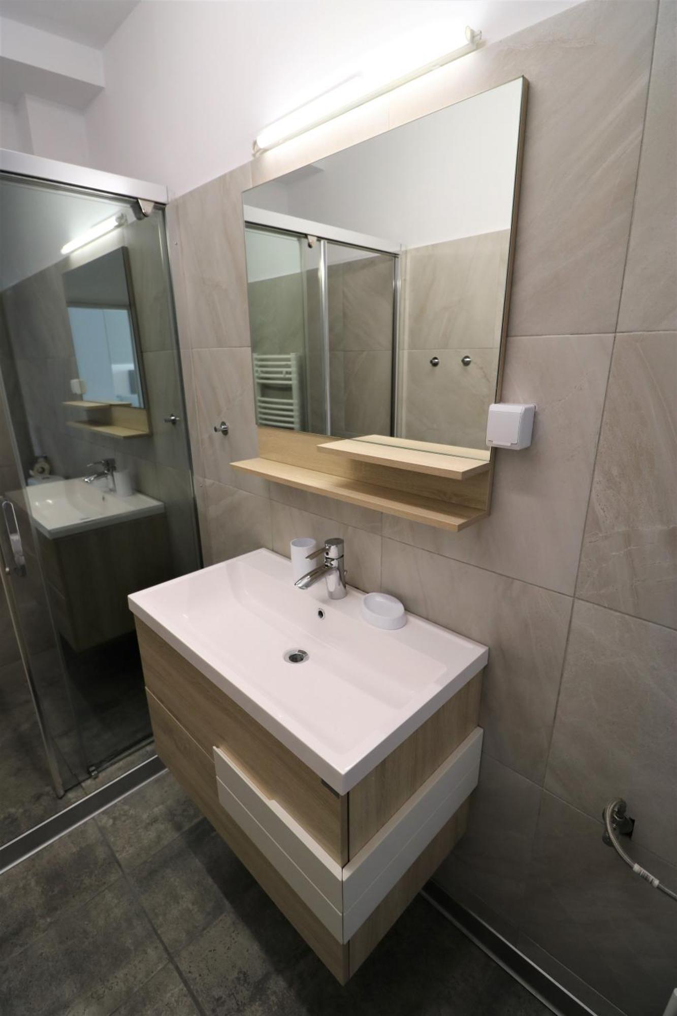 Cozy Deluxe Apartment - Old Town - Free Minibar Bukarest Kültér fotó