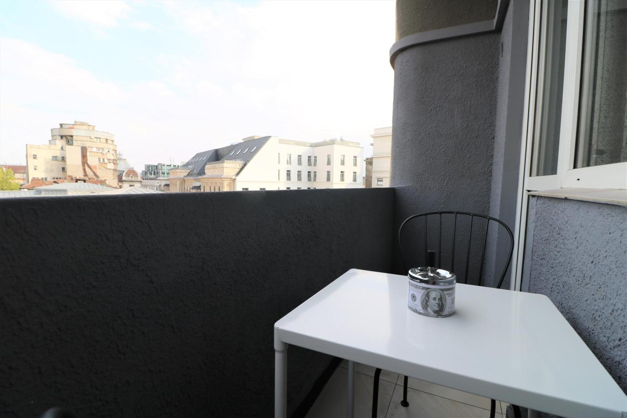 Cozy Deluxe Apartment - Old Town - Free Minibar Bukarest Kültér fotó